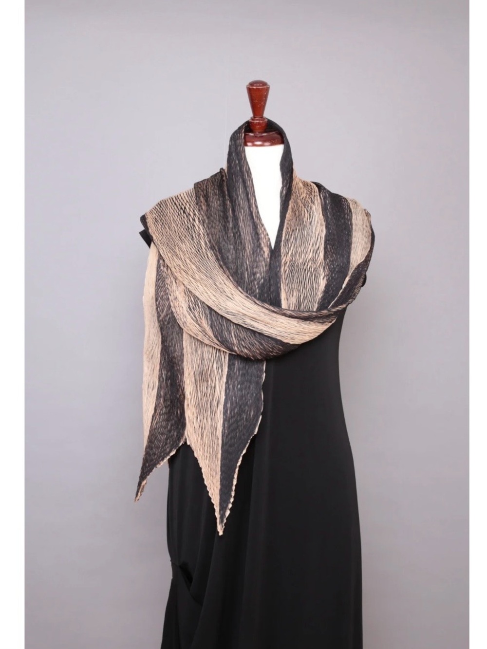 Cathayana Shibori, Black & Beige Striped Women's Silk Scarf
